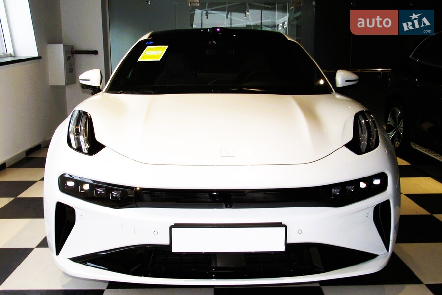 Zeekr 001 - фото 1