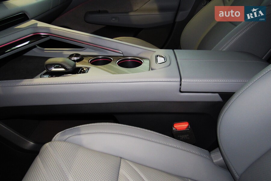 Zeekr 001 - фото 20