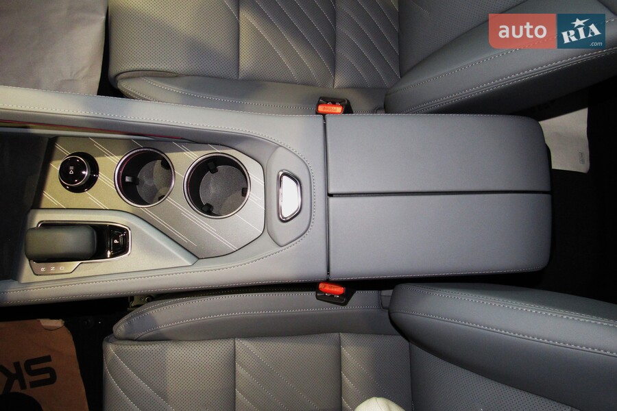 Zeekr 001 - фото 19