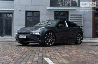 Zeekr 001 103 kWh Dual Motor Electric (925 к.с.) 4WD 2025