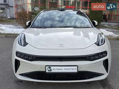 Новий Zeekr 001 2025 - фото 2