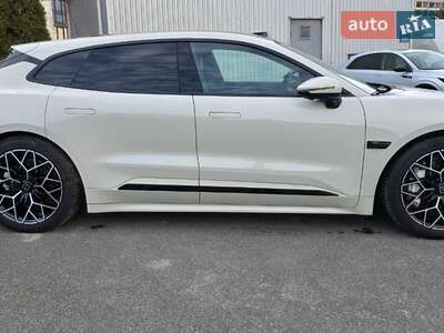 Новий Zeekr 001 2025 - фото 3