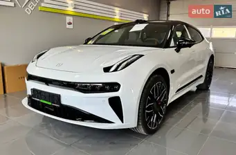 Zeekr 001