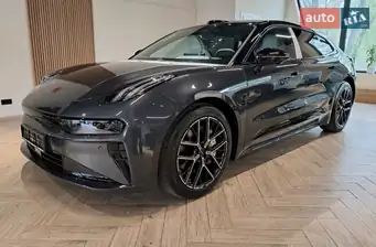 Zeekr 001