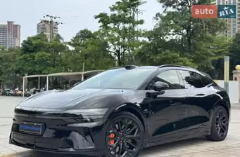 Zeekr 007 GT