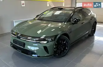 Zeekr 007 GT