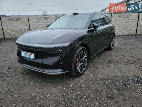 Zeekr 7X 2025
