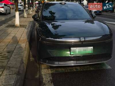 Zeekr 7X Smart Long Range 100 kWh (646 к.с.) AWD 2025