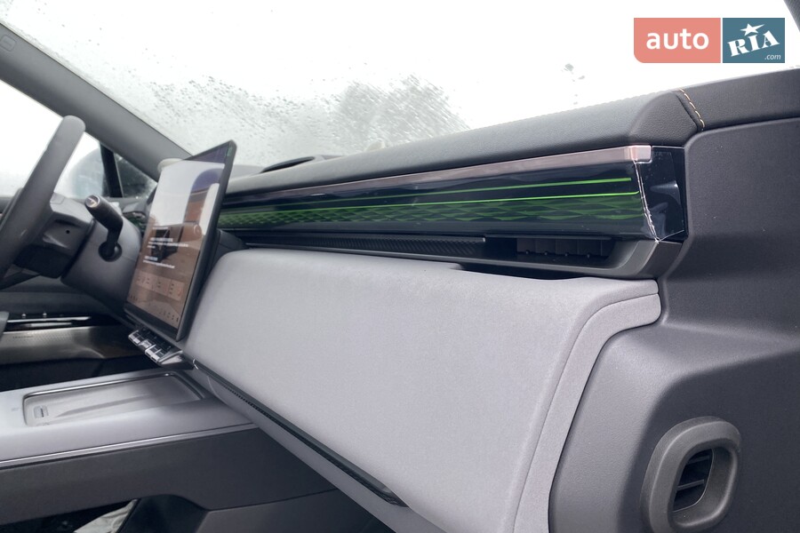 Zeekr 7X - фото 20