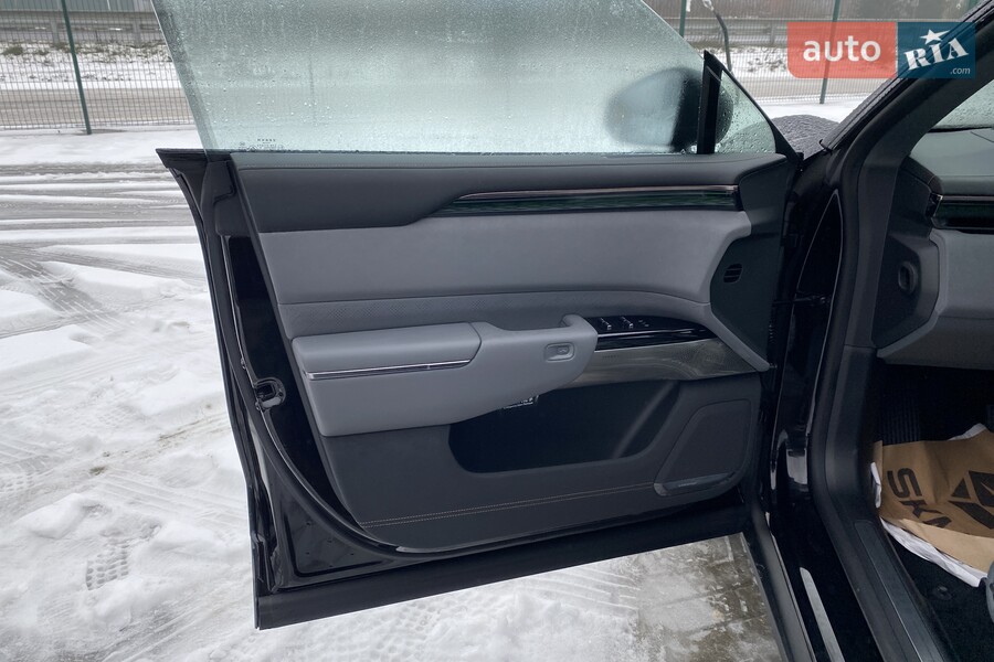 Zeekr 7X - фото 13