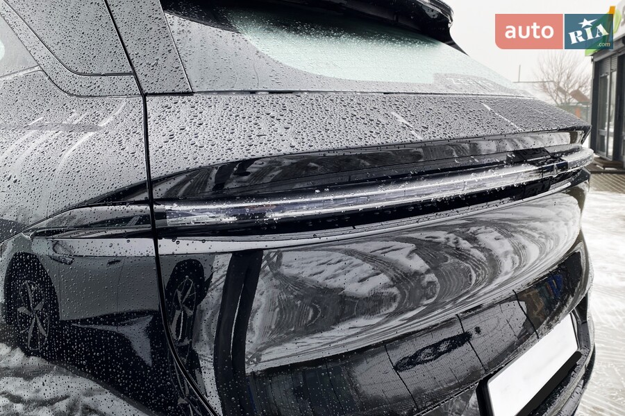 Zeekr 7X - фото 12