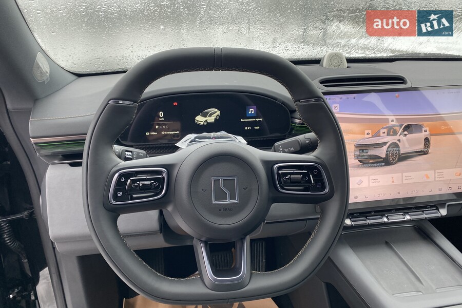 Zeekr 7X - фото 15