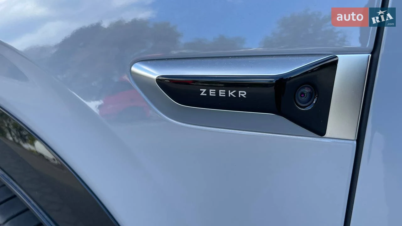 Zeekr-14