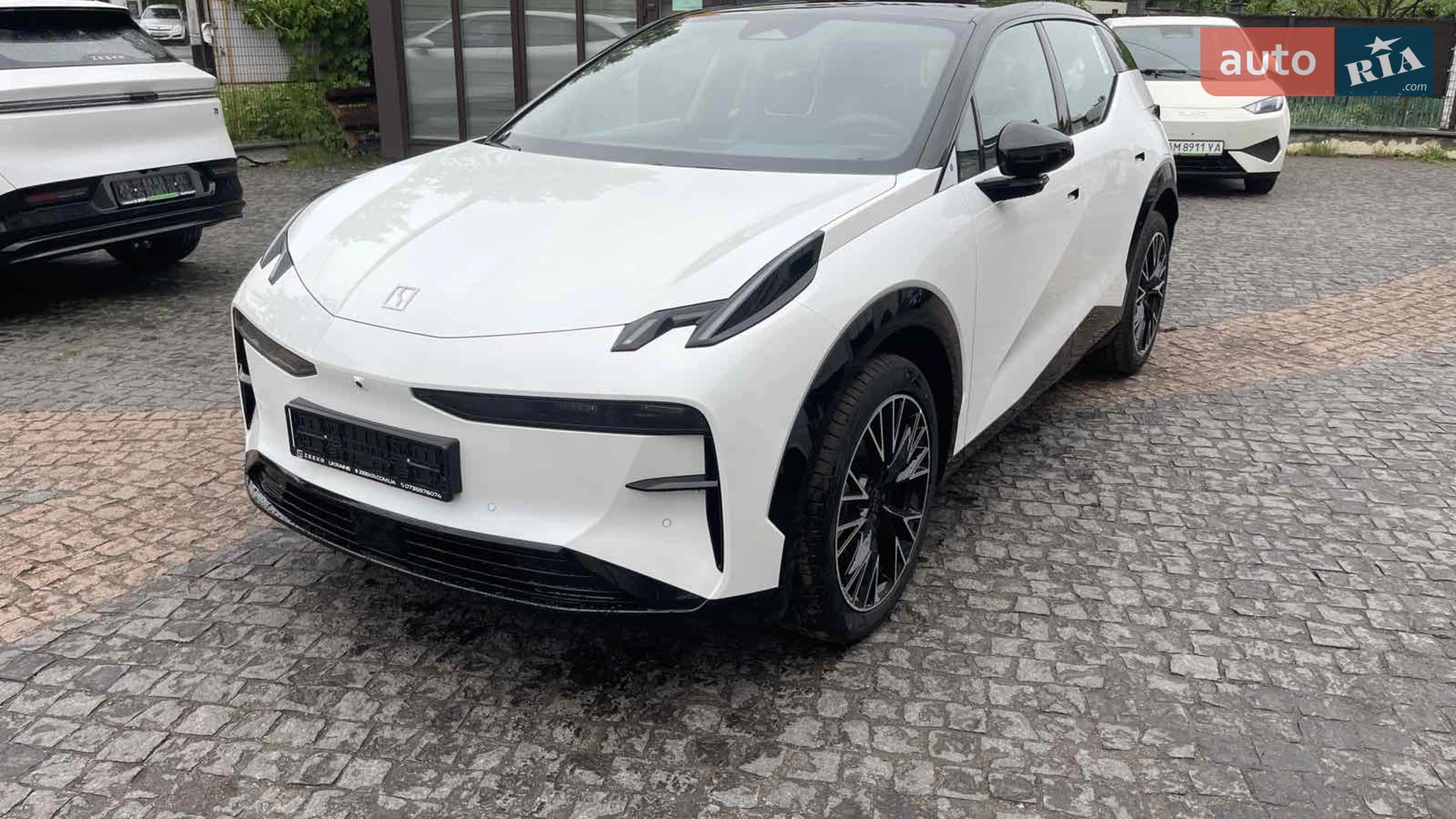たかまるページ AUTO.RIA – Новое авто Зикр Икс (Zeekr X), 66 kWh (272 к.с