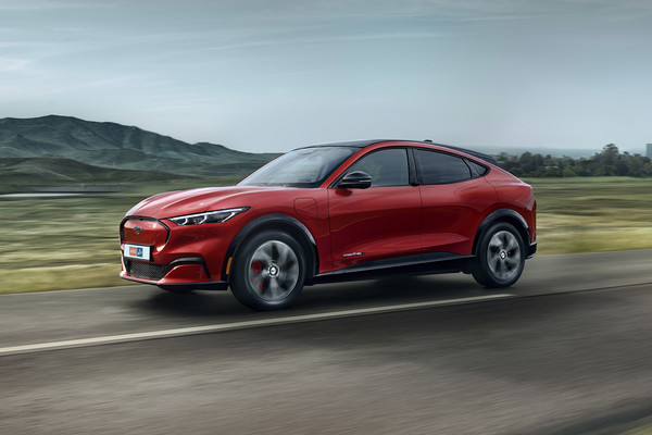 Ford Mustang Mach-E 2025 