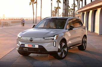 Volvo EX90 Performance 111 kWh Twin Motor (517 к.с.) AWD