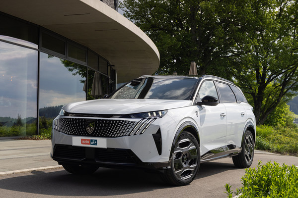 Peugeot 5008 2025 