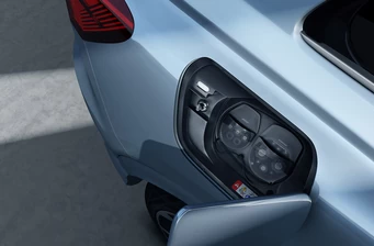 Новий Audi Q4 e-tron технології та безпека 