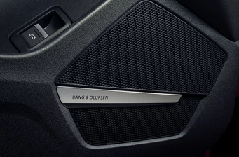 Новий Audi Q5 e-tron технології та безпека Фото 3