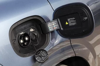 Новий BYD Seal 06 GT технології та безпека Фото 3