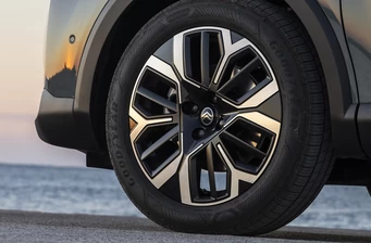 Новий Citroen C4 екстер’єр Фото 3