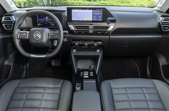 Новий Citroen C4 інтер’єр 