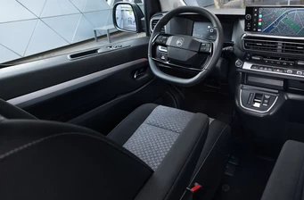Новий Citroen SpaceTourer інтер’єр Фото 2