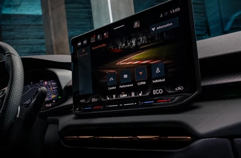 Новий Cupra Terramar технології та безпека 