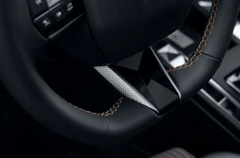 Новий DS 3 e-Tense інтер’єр Фото 3