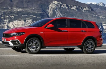 Новий Fiat Tipo Cross екстер’єр Фото 2