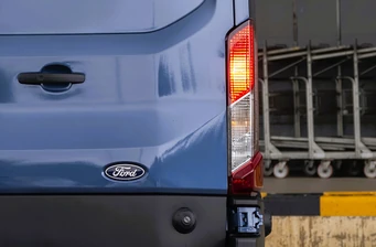Новий Ford E-Transit екстер’єр Фото 2