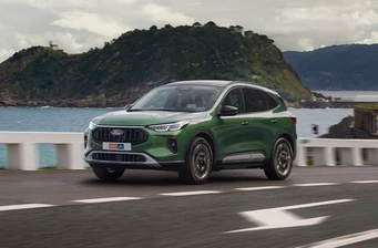 Новий Ford Kuga екстер’єр 