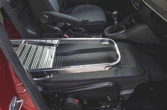 Новий Ford Transit Courier інтер’єр Фото 3