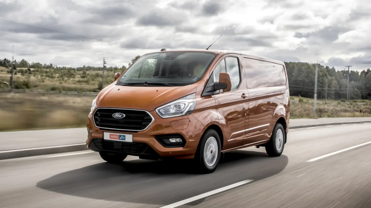 Новий Форд Транзит Кастом Фото  Новий Ford Transit Custom Фото