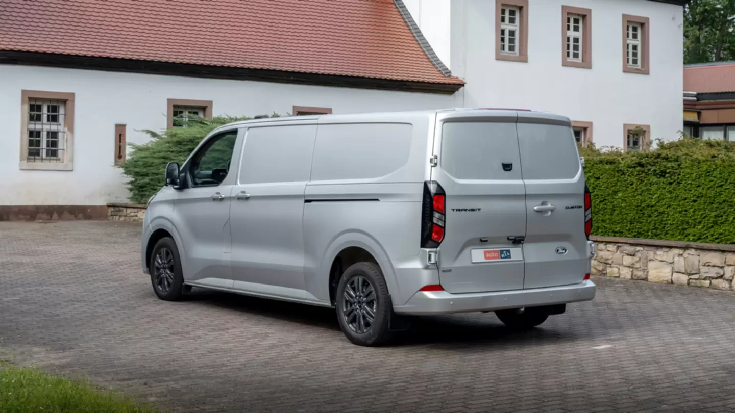 Новий Ford Transit Custom Фото Фото 2