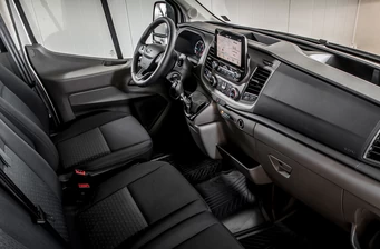 Новий Ford Transit інтер’єр 