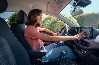 Новий Hyundai i10 інтер’єр 