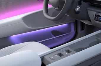 Новий Hyundai Ioniq 6 інтер’єр 