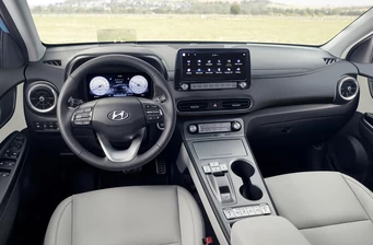 Новий Hyundai Kona Electric інтер’єр 