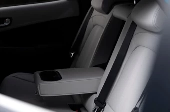 Новий Hyundai Kona Electric інтер’єр Фото 3