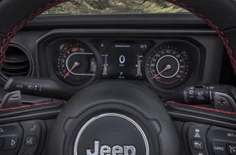 Новий Jeep Wrangler технології та безпека 