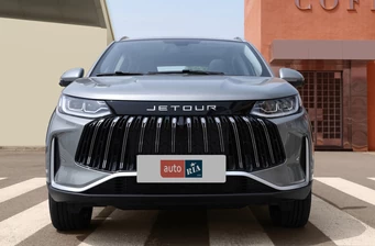 Новий Jetour X50 екстер’єр 