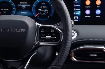 Новий Jetour X70 Plus технології та безпека Фото 3