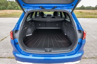 Новий Kia Ceed SW інтер’єр Фото 2