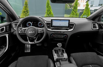 Новий Kia XCeed інтер’єр Фото 3