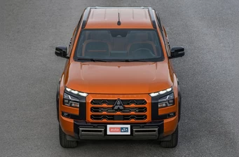 Новий Mitsubishi L 200 екстер’єр 