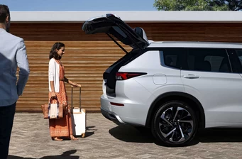 Новий Mitsubishi Outlander екстер’єр Фото 3