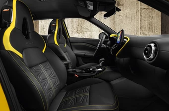 Новий Nissan Juke інтер’єр 