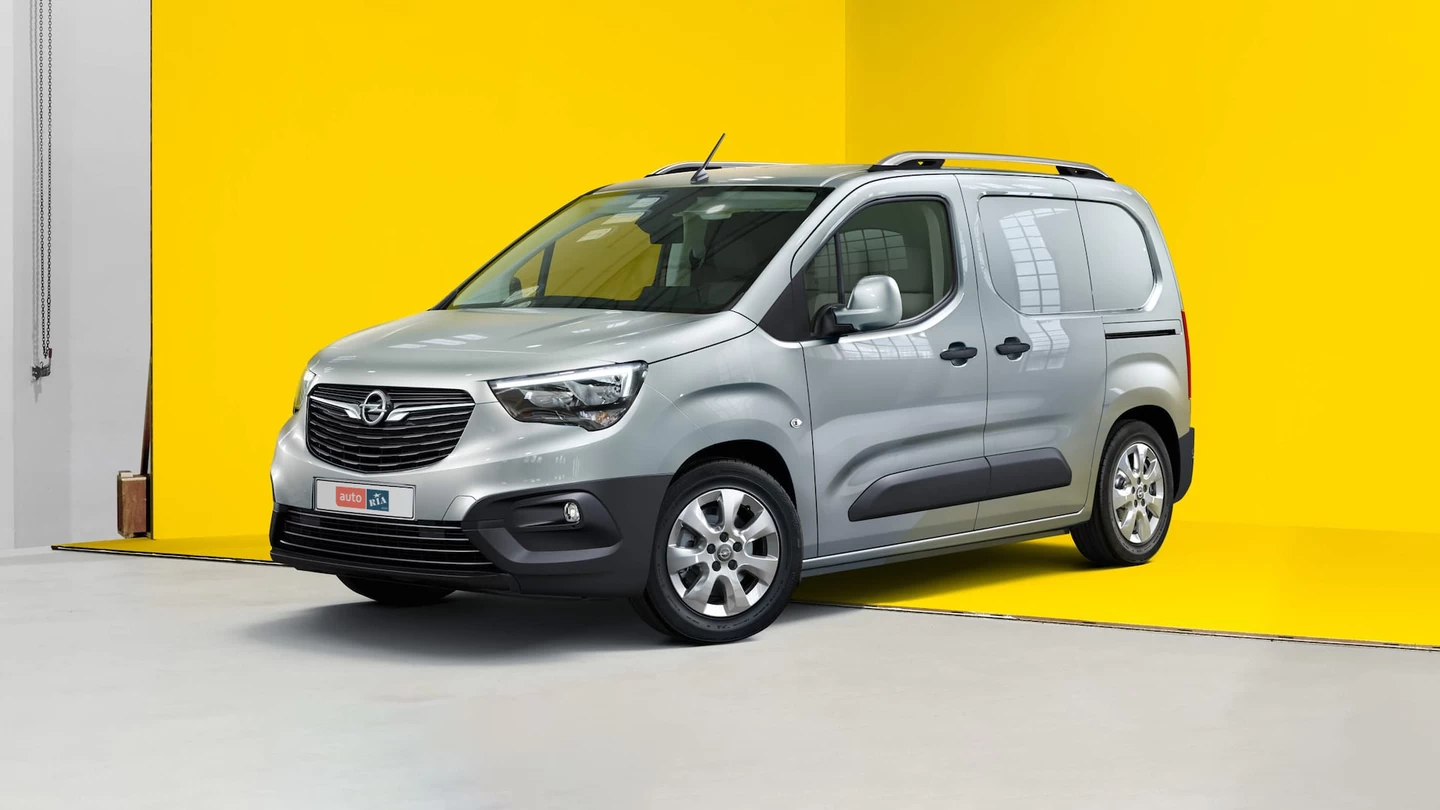 Opel Combo Cargo 2024 - фото 1