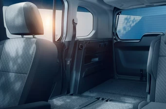 Новий Opel Combo інтер’єр Фото 2